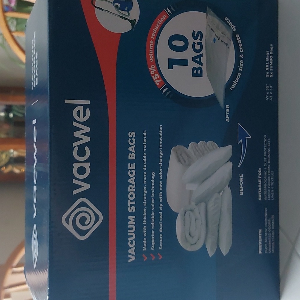 Vacuum storage bags
